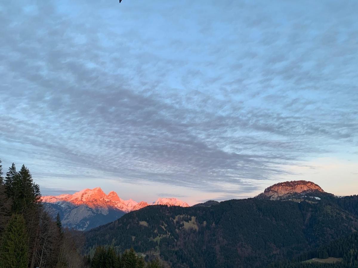 Moarhof Lägenhet Unken Exteriör bild